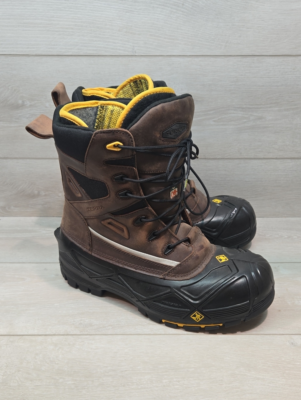 Terra Mens Crossbow XS Protective Footwear Boots Size 11  ASTM F2413-11  Shoes
